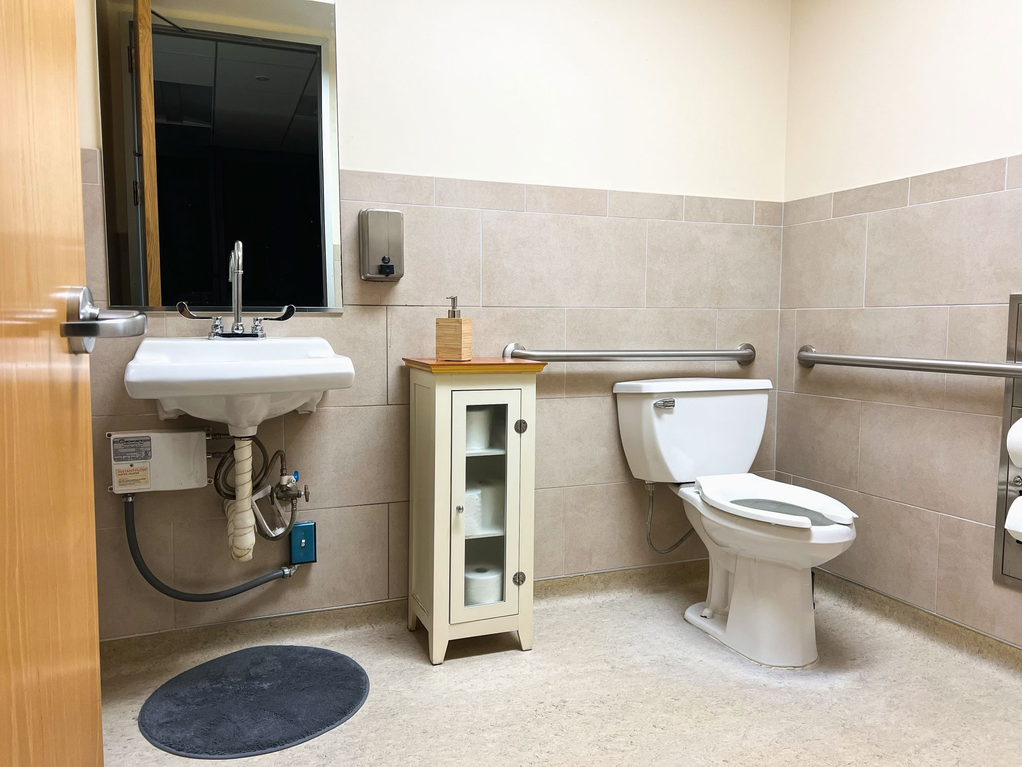 Bathroom at Mint Plaza